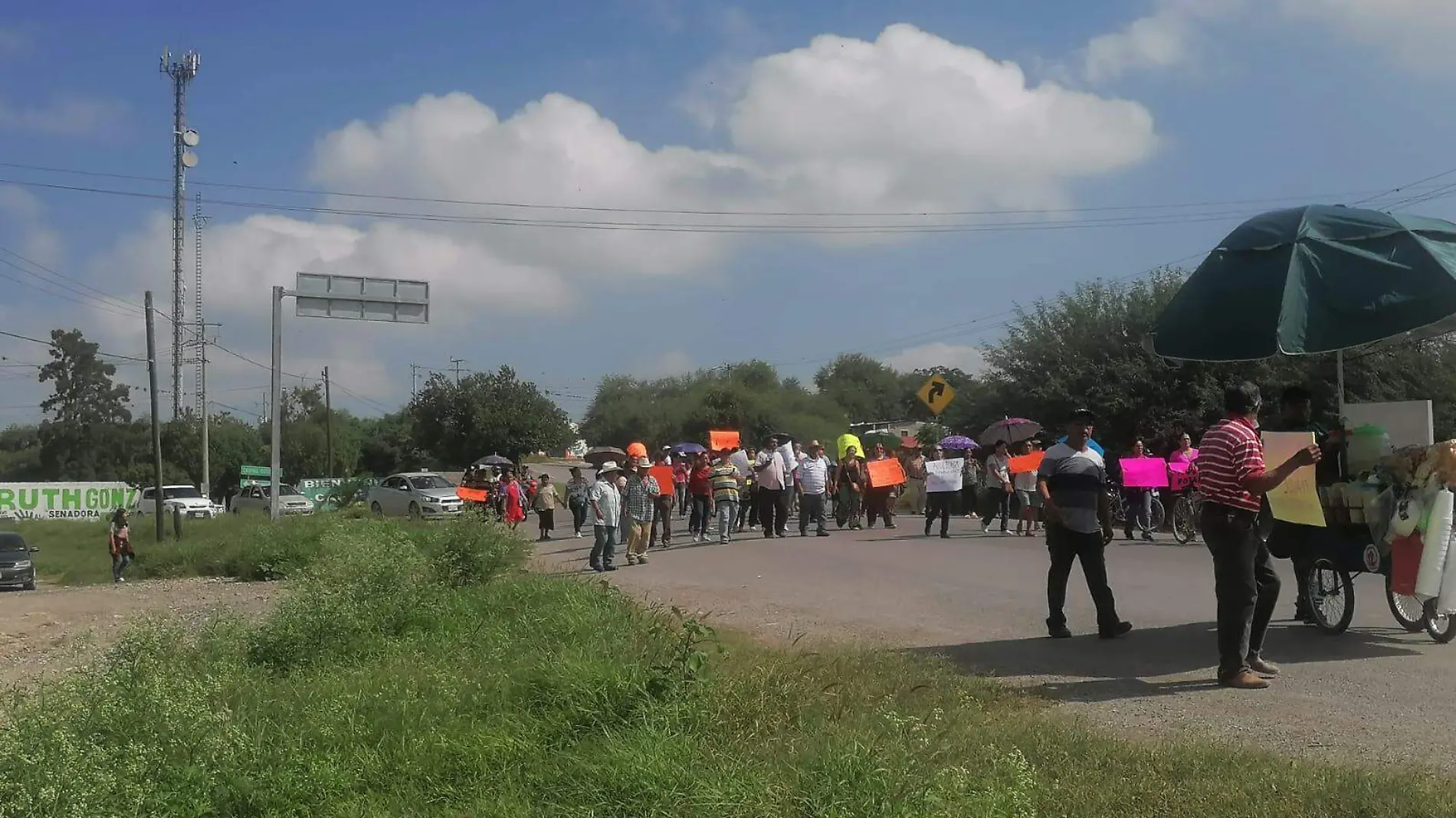 Manifestación por falta de agua en la ciudad de Cárdenas SL.P.  (3)